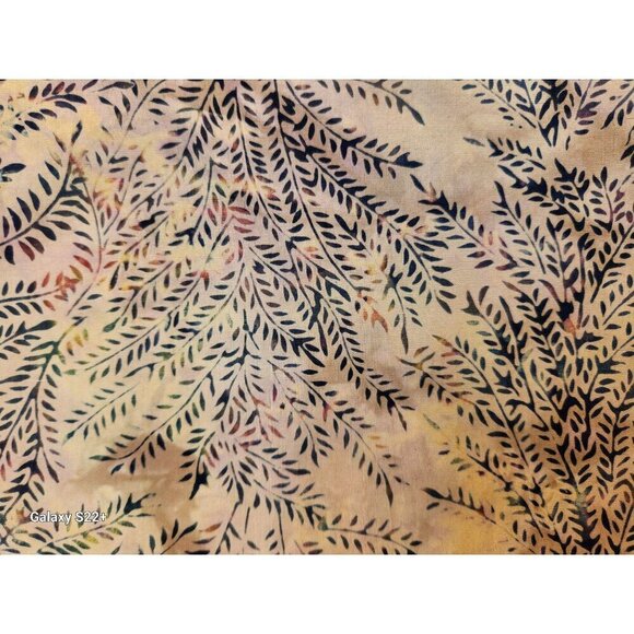 Batik Leaf Print Fabric 1 yard x 43" For Sewing Quilting & Crafting Projects 100 - Picture 1 of 4